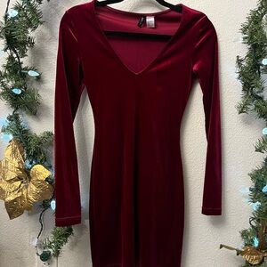 H&M Deep Red Velvet Long Sleeve Dress